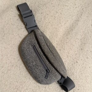 Dagne Dover Ace Neoprene Fanny Pack